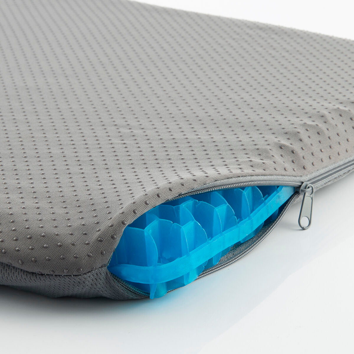 V16H46E36384AD26091110B90A496C778656R5251536P6