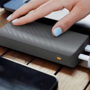 https://ik.imagekit.io/c2dr4dawp/https%3A%2F%2Fcdn.shopify.com%2Fs%2Ffiles%2F1%2F0606%2F3905%2F1964%2Ffiles%2Fsupercharge-powerbank-bundel-20000-mah-9288667_1280x_1.png%3Fv%3D1757584188?tr=f-jpg