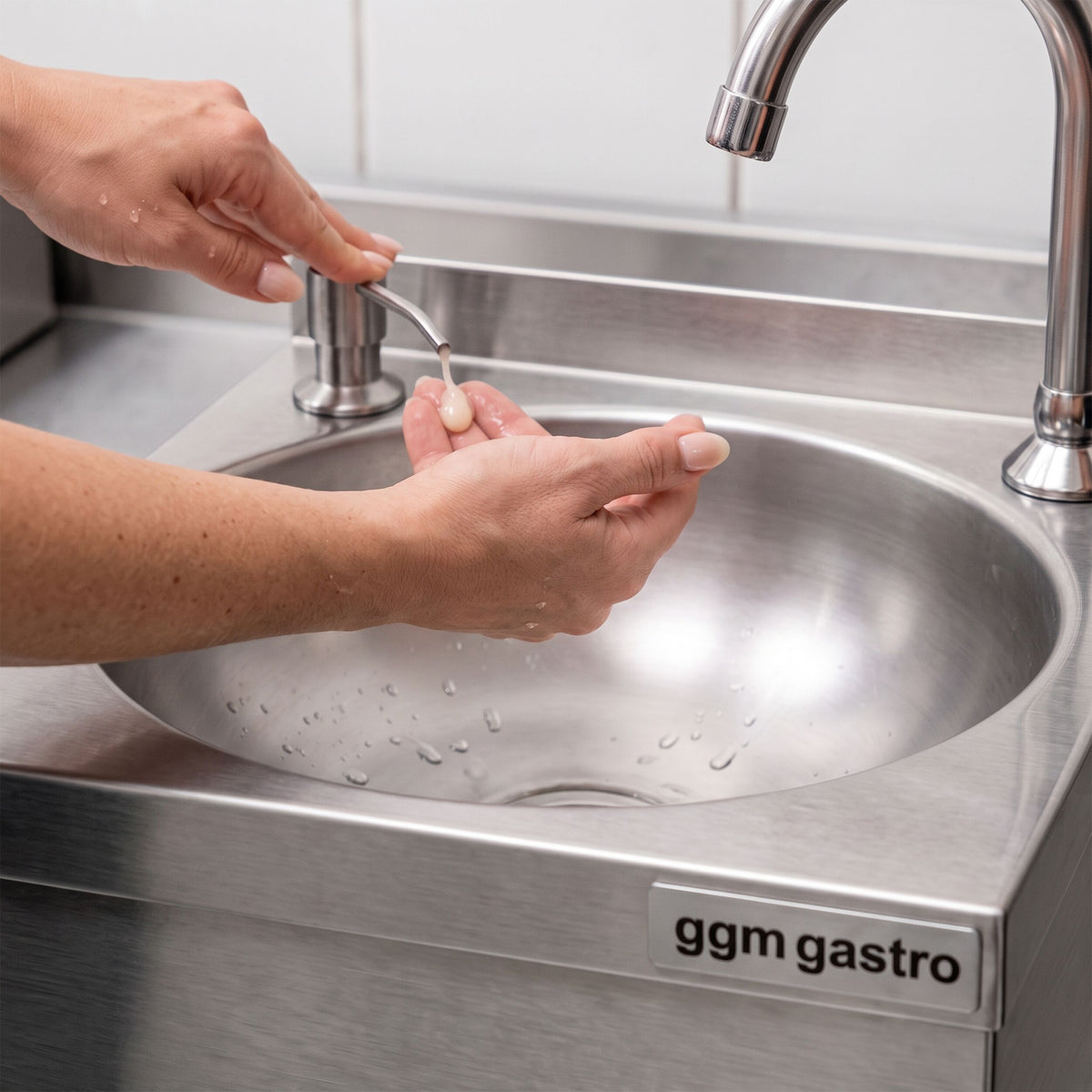 Knee-Operated Hand Wash Sink 400x400x250mm